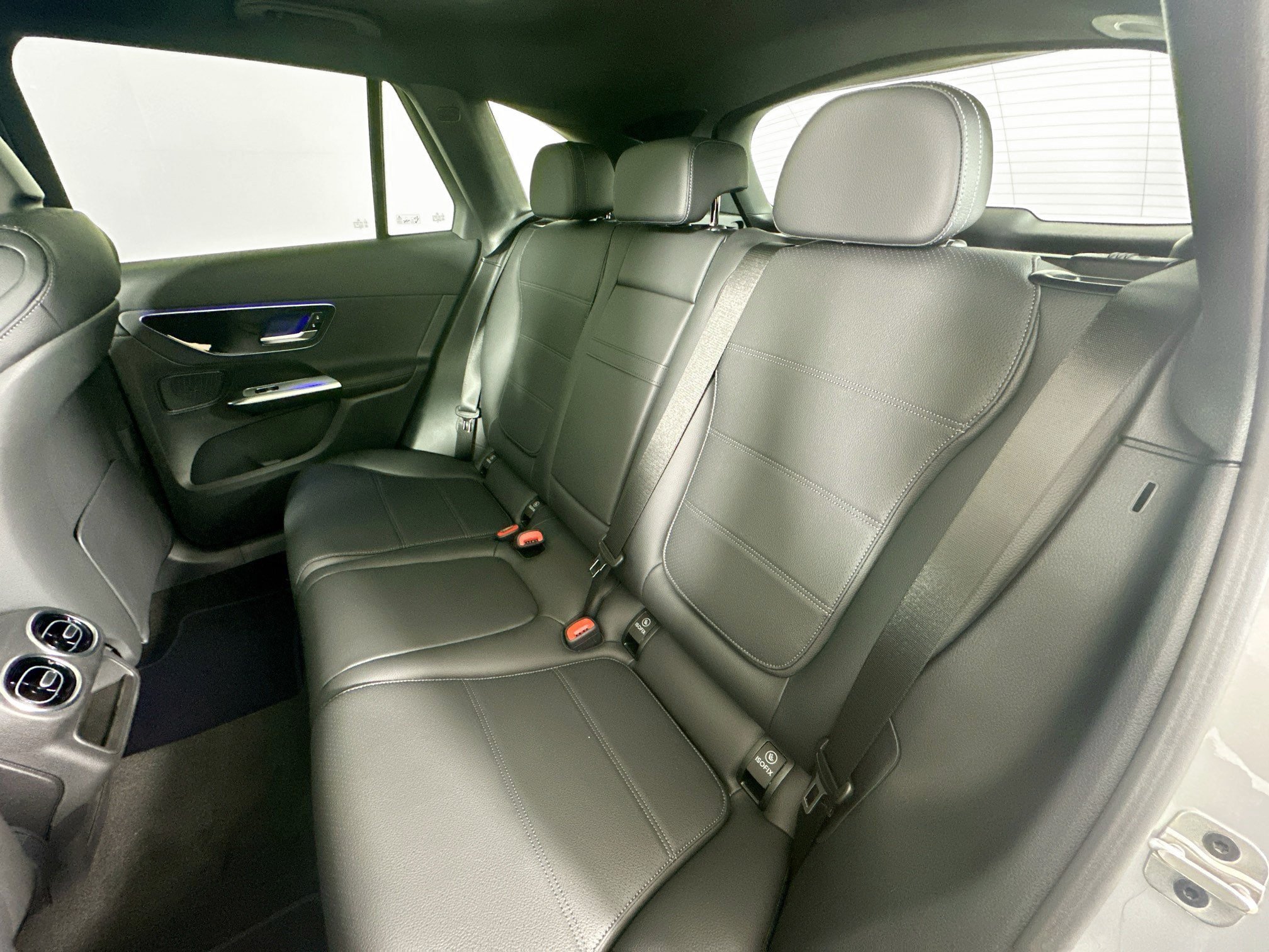 Used 2026 Mercedes-Benz GLC 300 4MATIC image 29