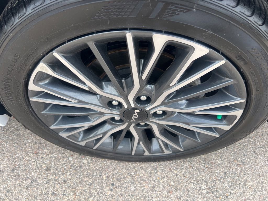 Certified 2022 Kia Forte GT-Line w/ GT-Line Technology Package FWD image 41