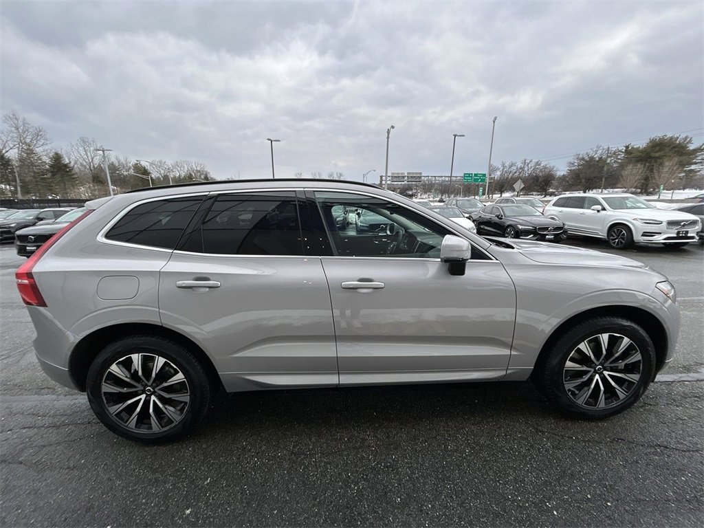 Certified 2023 Volvo XC60 B5 Core w/ Climate Package image 9