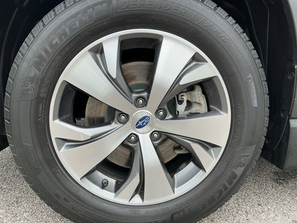 Used 2019 Subaru Ascent Premium AWD/4WD image 4