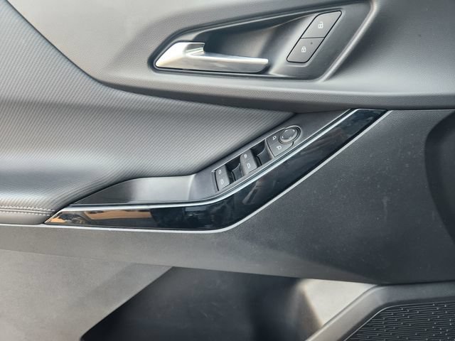 Used 2026 Chevrolet Equinox LT FWD image 25