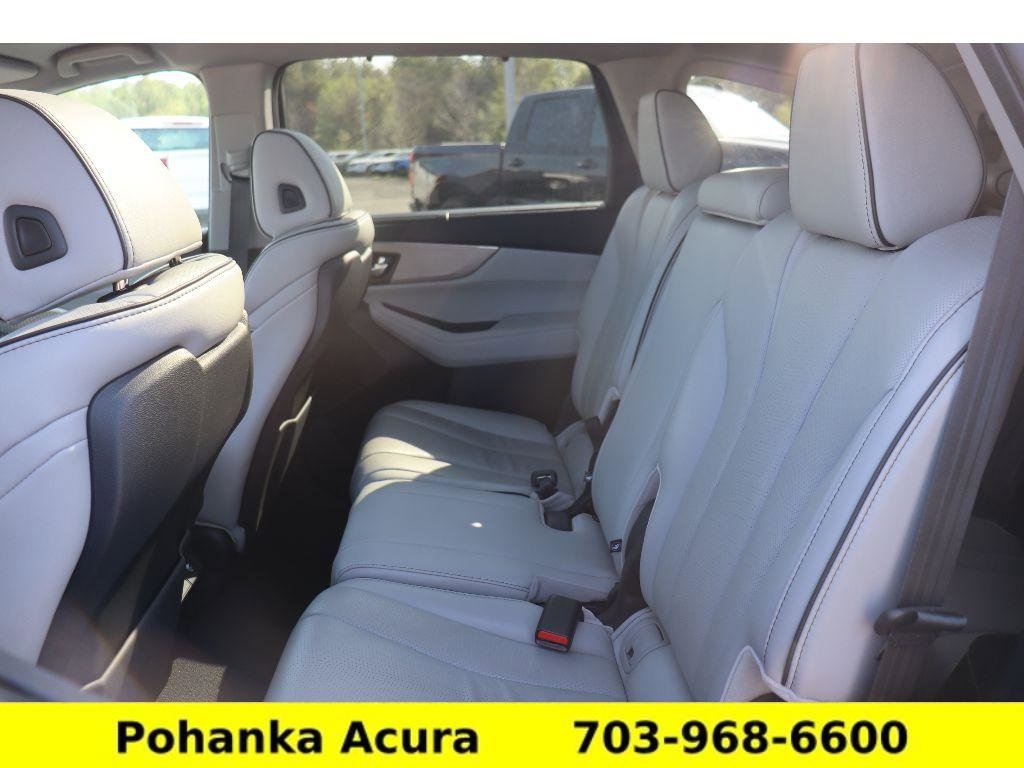 Used 2023 Acura MDX SH-AWD w/ Advance Package image 29