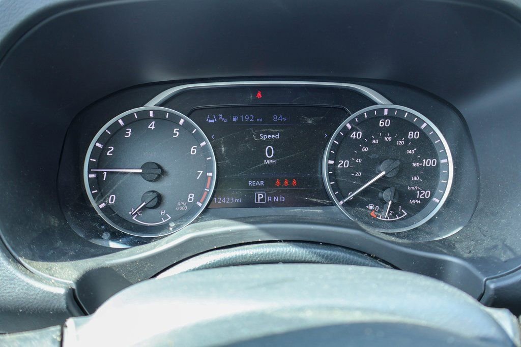 Certified 2025 Nissan Frontier SV image 11