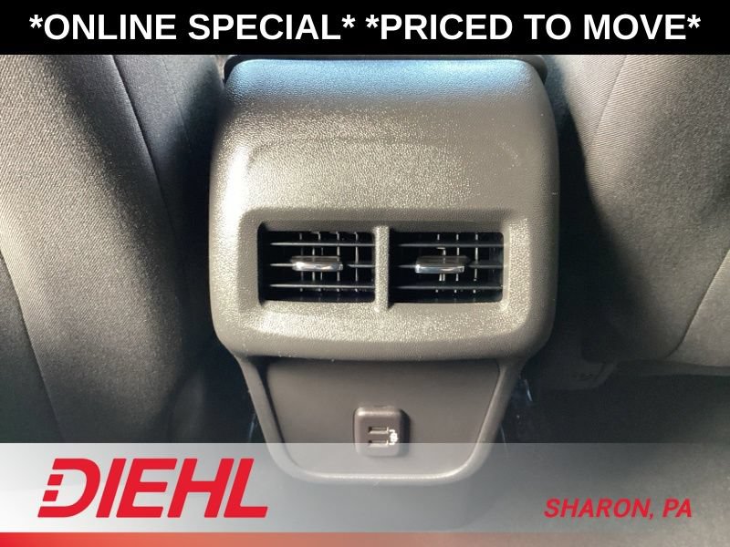 Used 2023 Chevrolet Equinox LT AWD/4WD image 18