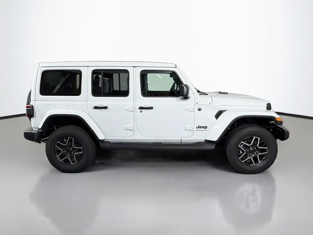 New 2027 Jeep Wrangler Unlimited Sahara AWD/4WD image 8