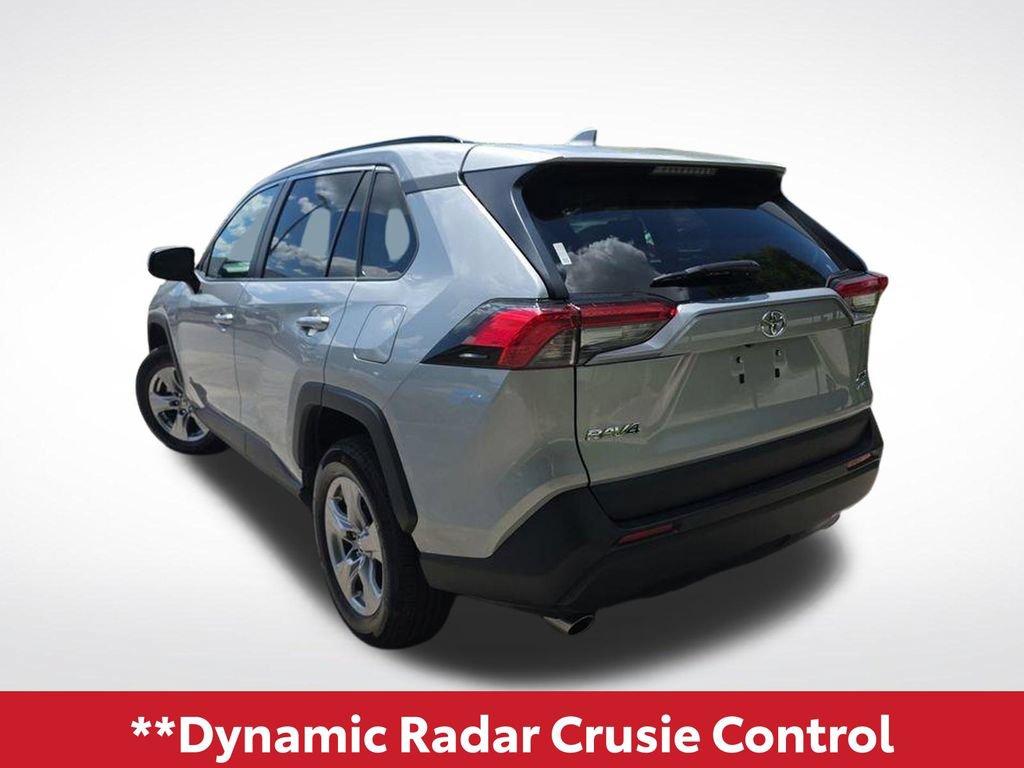 Used 2025 Toyota RAV4 XLE AWD/4WD image 6