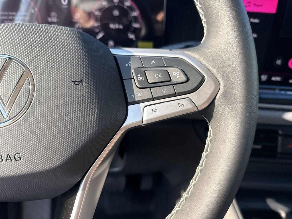 New 2026 Volkswagen Tiguan SE FWD image 20