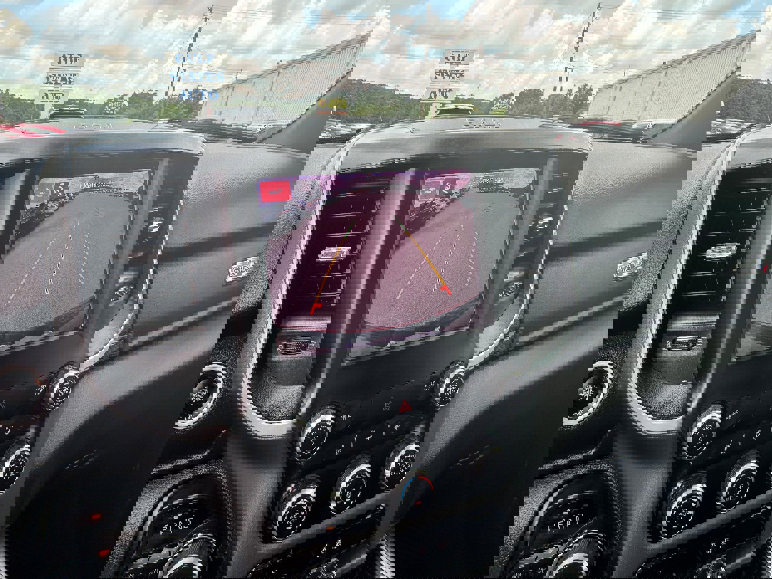 Used 2024 RAM 1500 Lone Star image 20