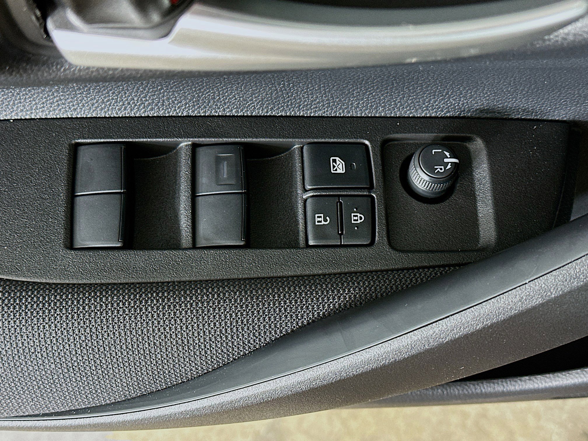 Used 2026 Toyota Corolla SE image 15