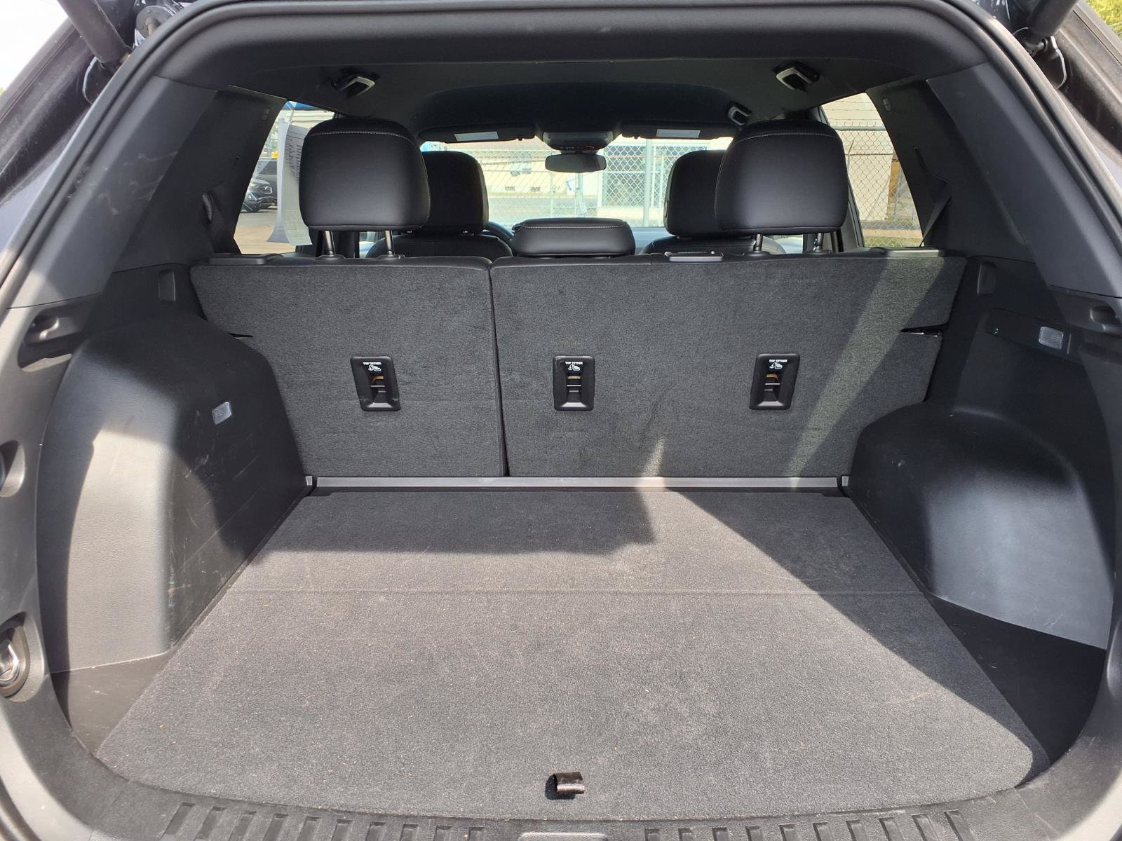 Used 2026 Chevrolet Equinox LT w/ Convenience Package II AWD/4WD image 7