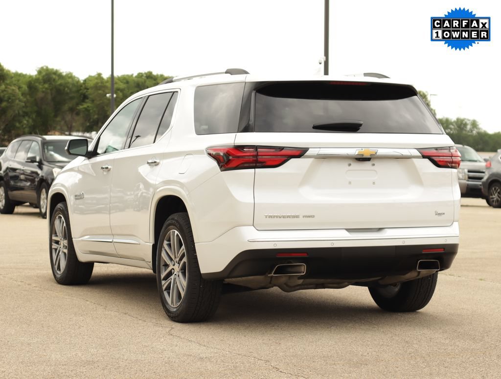 Used 2023 Chevrolet Traverse High Country w/ LPO, Floor Liner Package AWD/4WD image 5