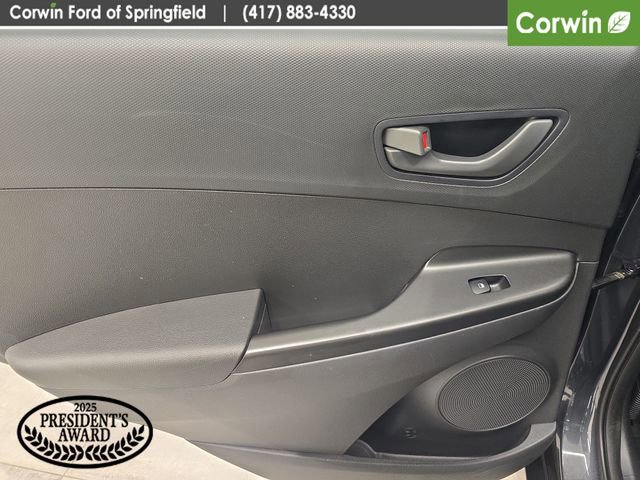 Used 2023 Hyundai Kona SEL FWD image 17