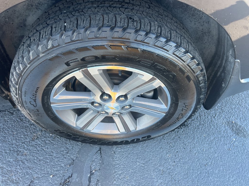 Used 2017 Chevrolet Traverse LT image 6