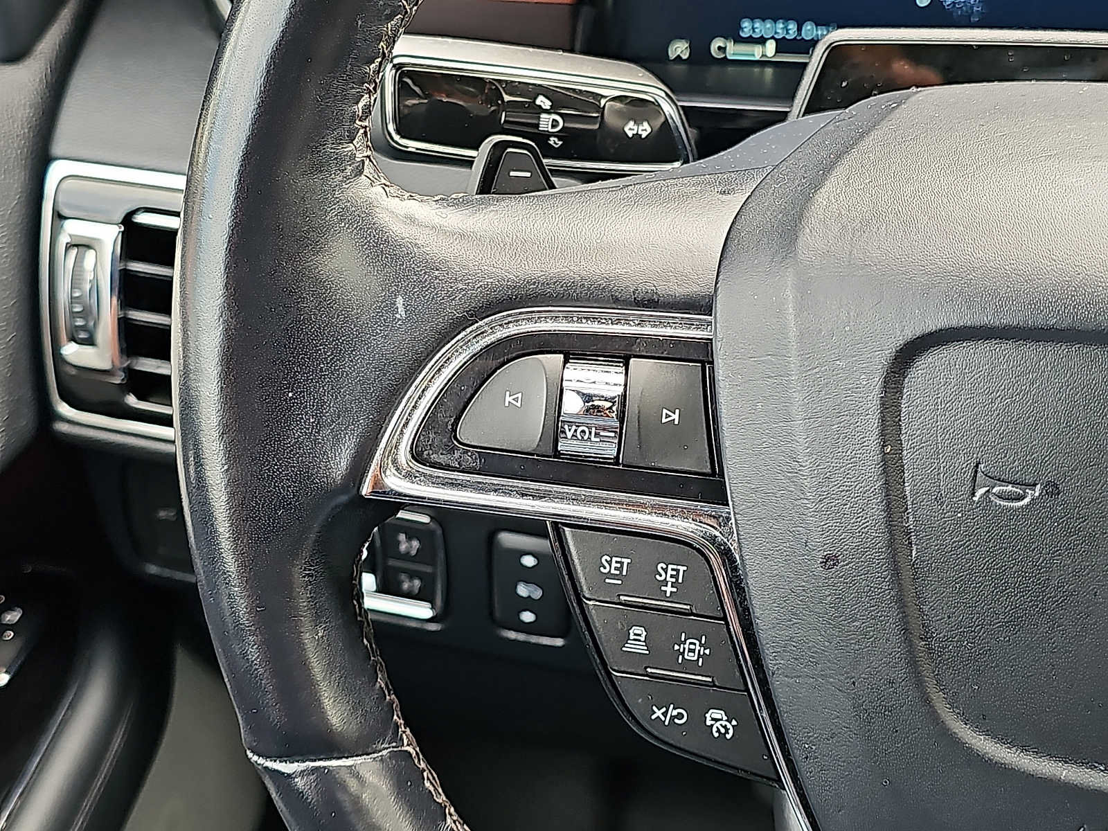 Used 2022 Lincoln Navigator L Reserve AWD/4WD image 25