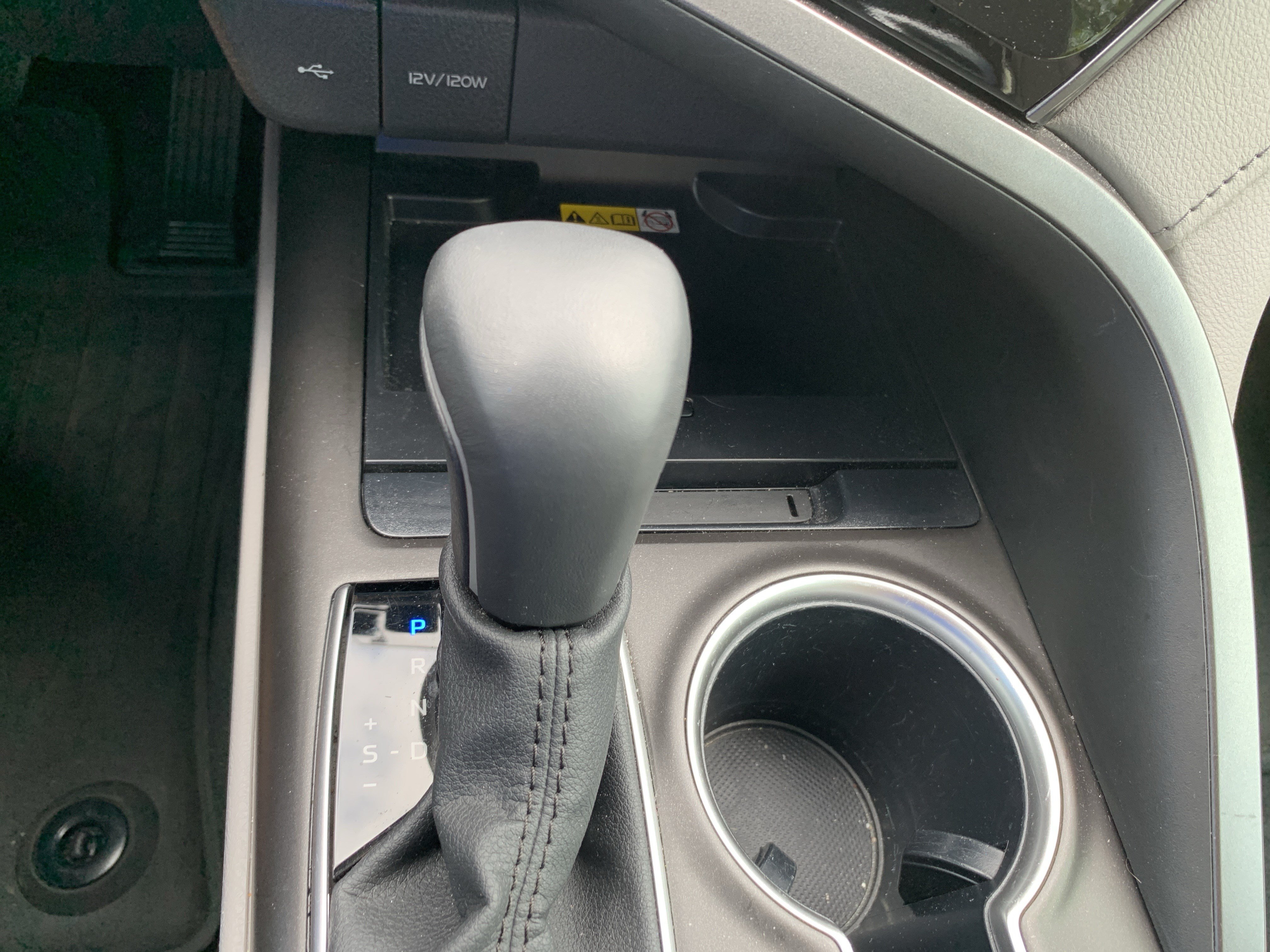 Used 2024 Toyota Camry XLE FWD image 26