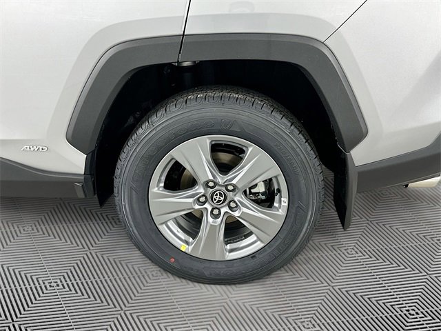 New 2025 Toyota RAV4 XLE image 16