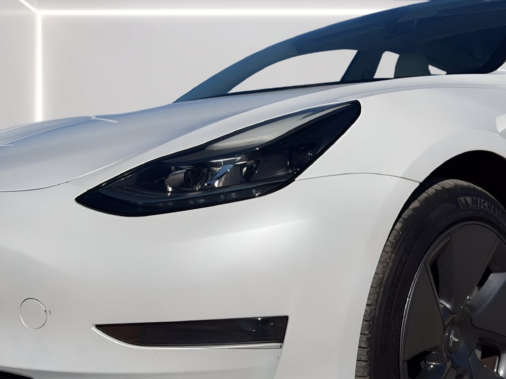 Used 2023 Tesla Model 3 Standard Range RWD image 27
