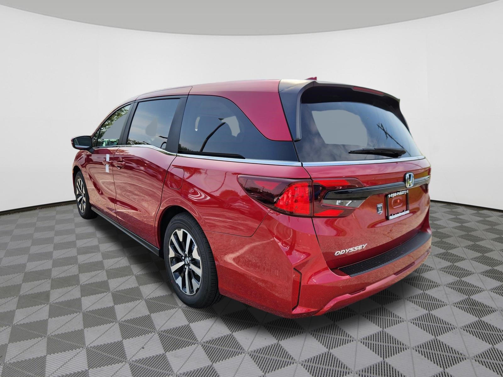 New 2027 Honda Odyssey EX-L image 3