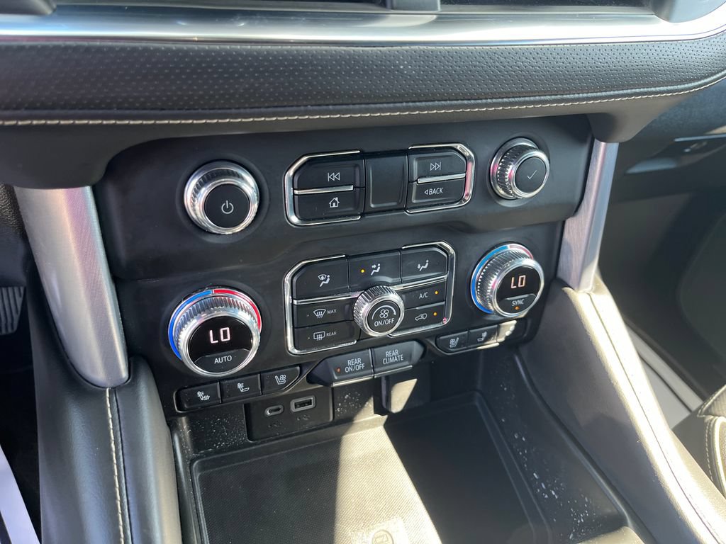 Used 2022 GMC Yukon SLT AWD/4WD image 20