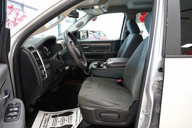Used 2013 RAM 1500 Classic SLT w/ Premium Display Pkg image 22