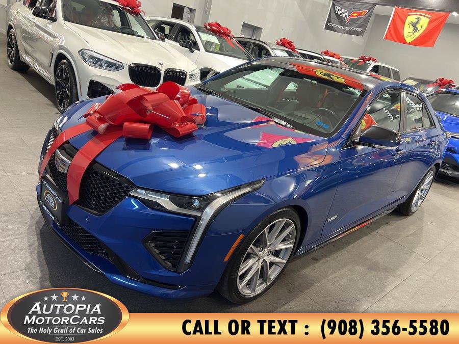 Used 2022 Cadillac CT4 V RWD image 2