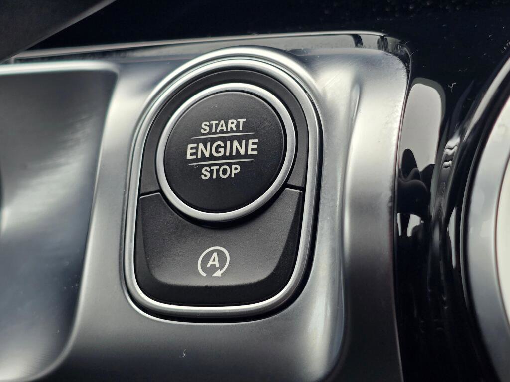 Certified 2025 Mercedes-Benz GLB 250 GLB 250 image 41