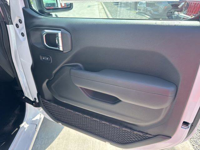 New 2025 Jeep Wrangler Sport S image 33