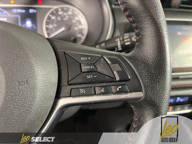 Used 2020 Nissan Kicks SR w/ Exterior Package FWD image 18