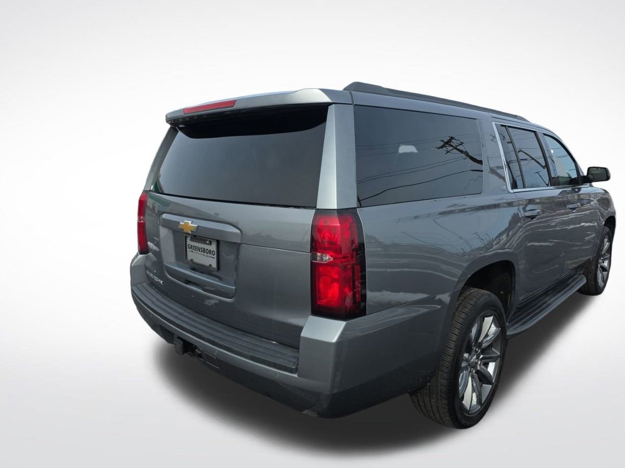 Used 2020 Chevrolet Suburban LT image 9