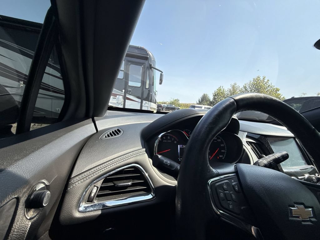 Certified 2017 Chevrolet Cruze Premier FWD image 24