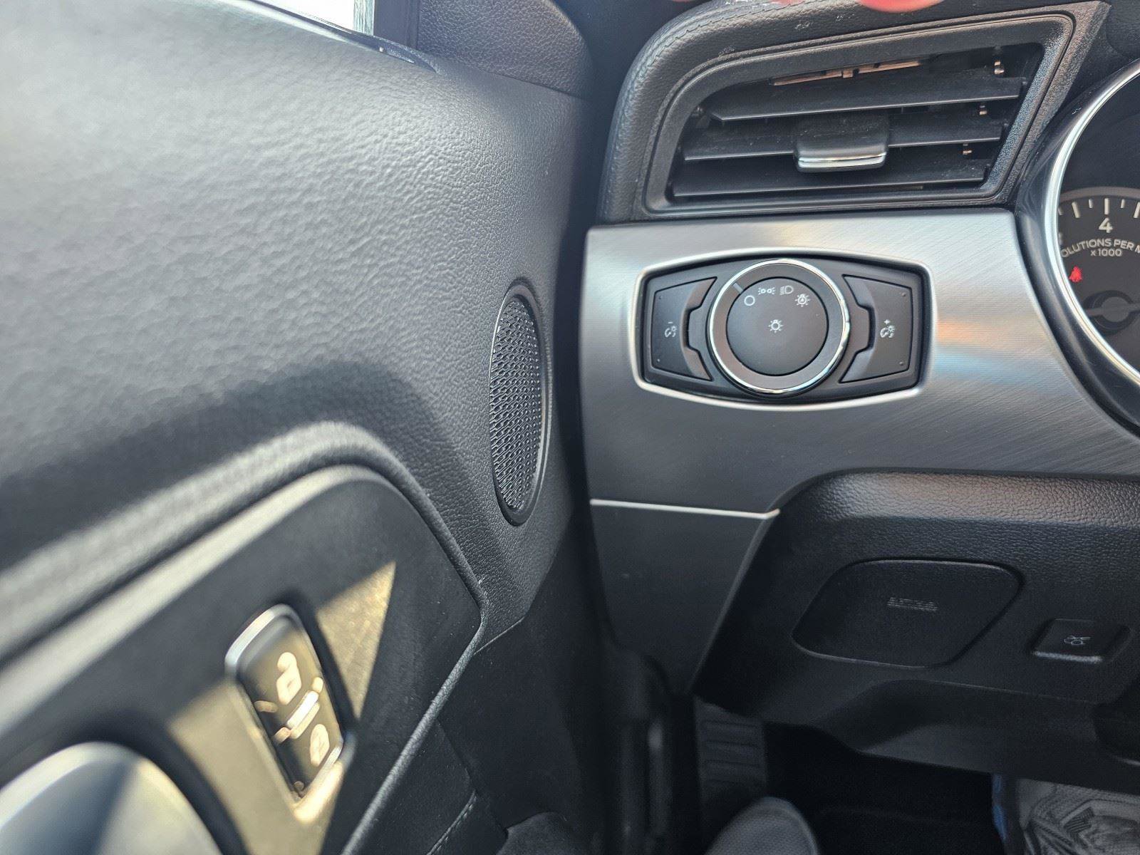 Used 2022 Ford Mustang Premium image 19