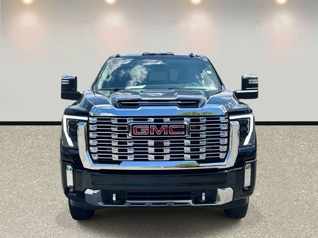 Used 2025 GMC Sierra 3500 Denali w/ Denali Reserve Package AWD/4WD image 2