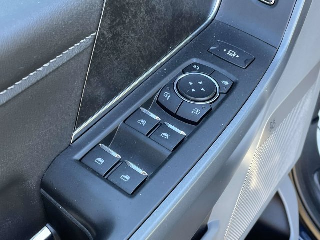 Certified 2024 Ford F250 XLT w/ Black Appearance Package AWD/4WD image 15