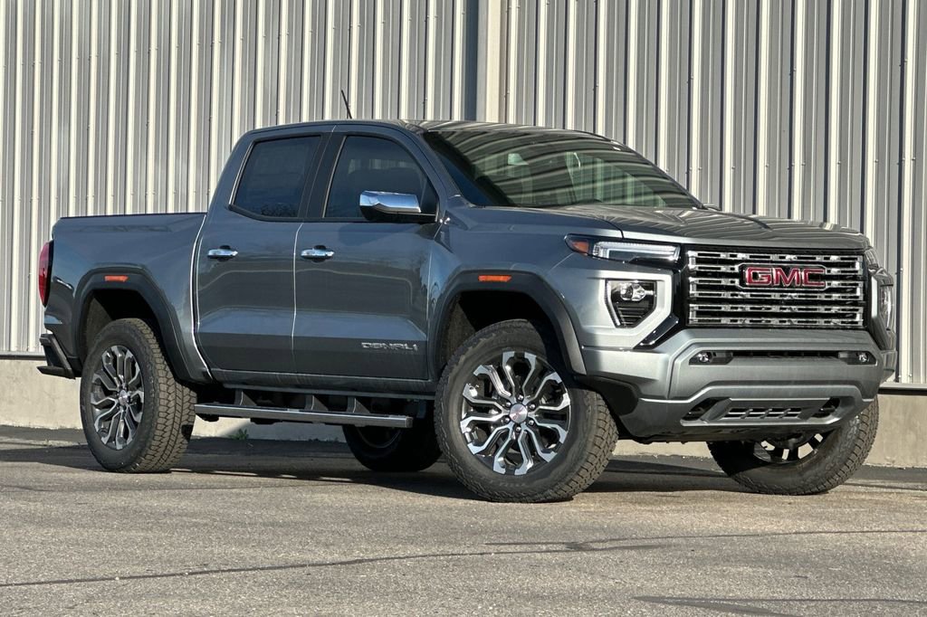 New 2026 GMC Canyon Denali image 2