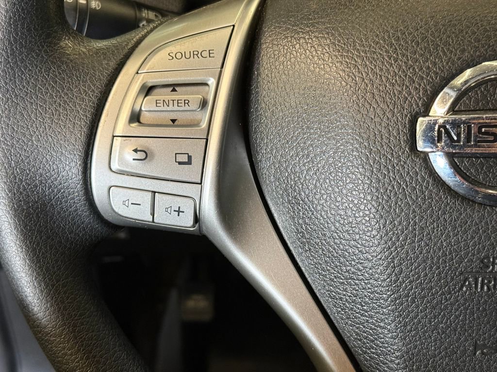 Used 2016 Nissan Rogue SV w/ SV Premium Package AWD/4WD image 11