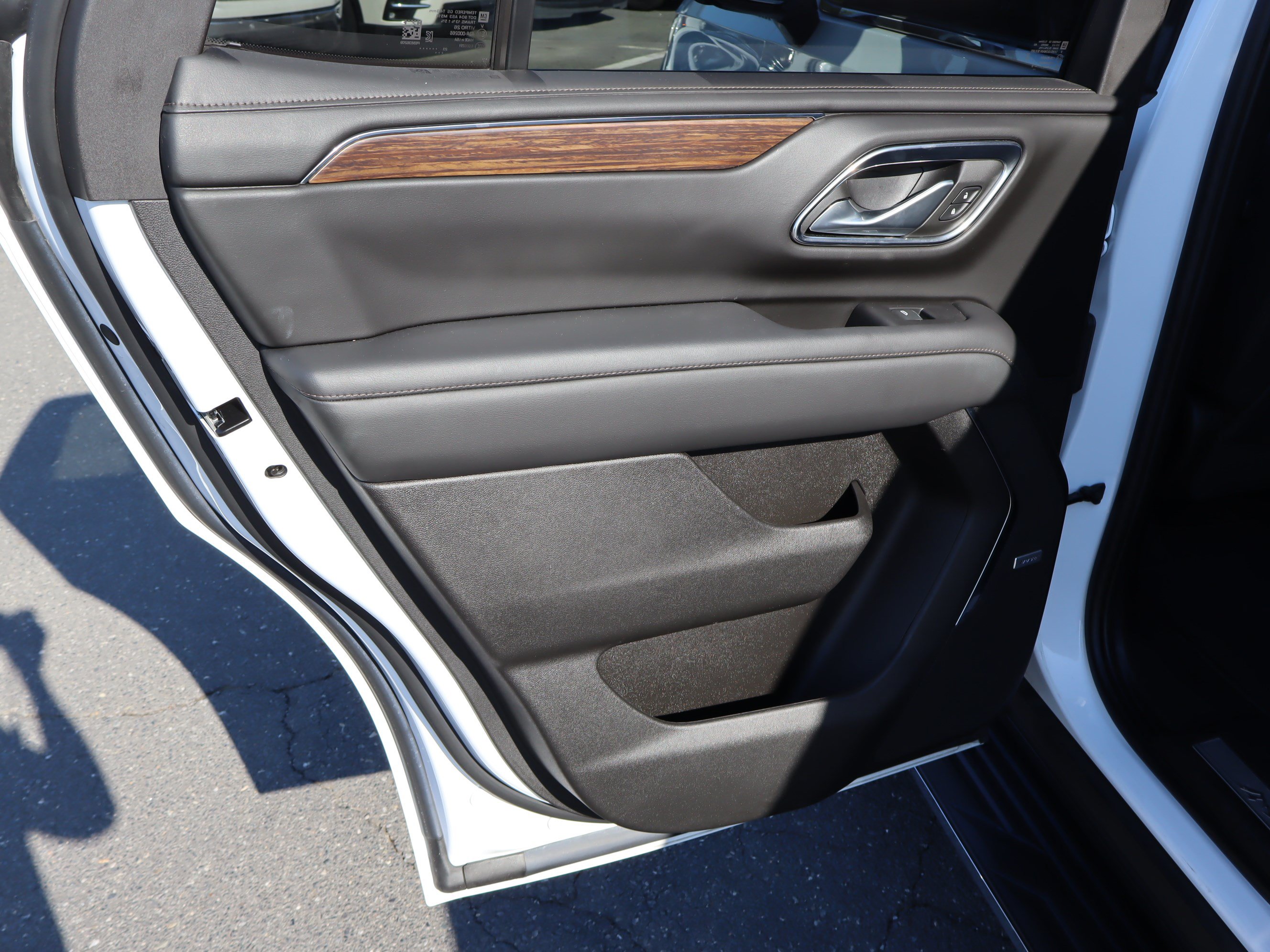 Used 2023 Chevrolet Tahoe High Country AWD/4WD image 33