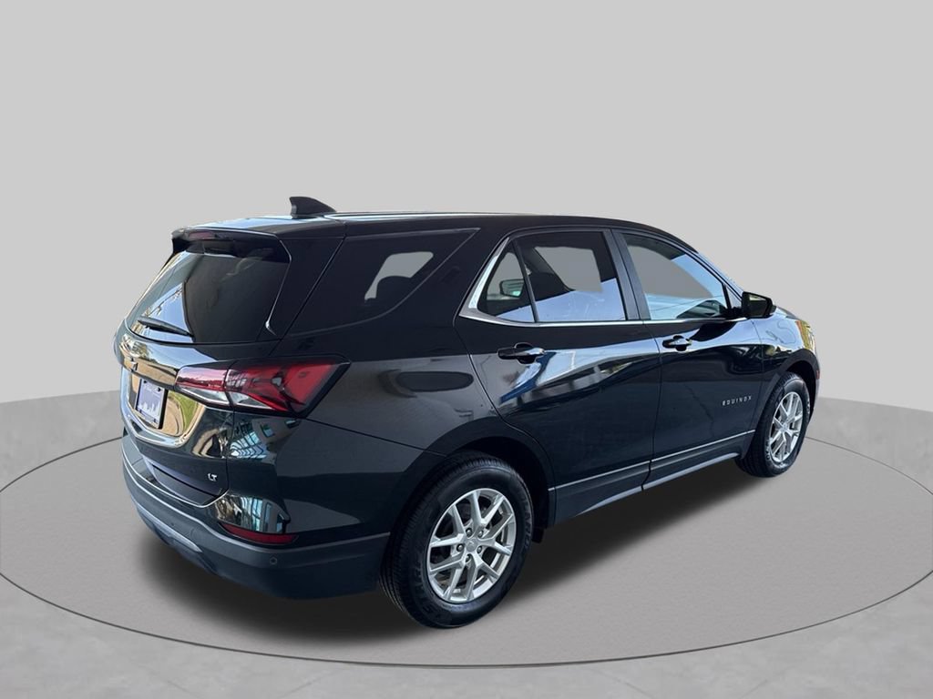 Used 2024 Chevrolet Equinox LT FWD image 9