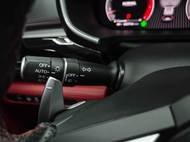 Used 2022 Acura MDX Type S AWD/4WD image 26