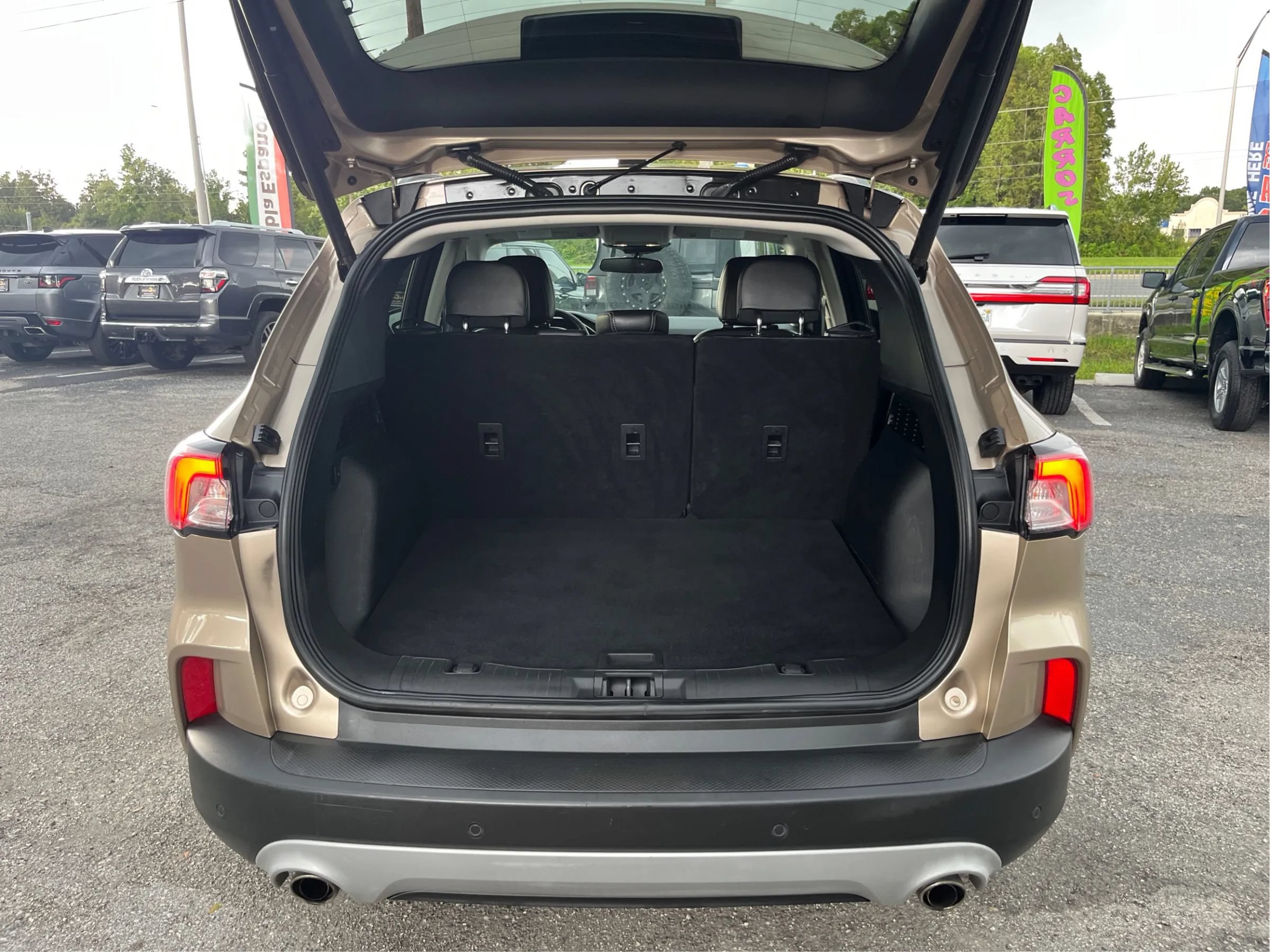 Used 2021 Ford Escape SEL AWD/4WD image 14