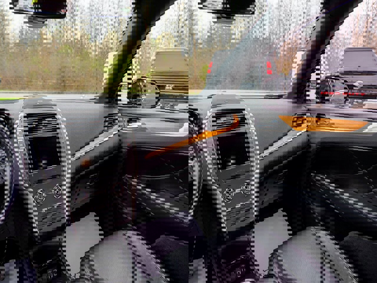 Used 2019 Lincoln MKC Reserve w/ MKC Climate Package image 25