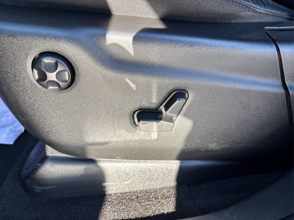 Used 2022 Dodge Durango R/T w/ Blacktop Package image 42