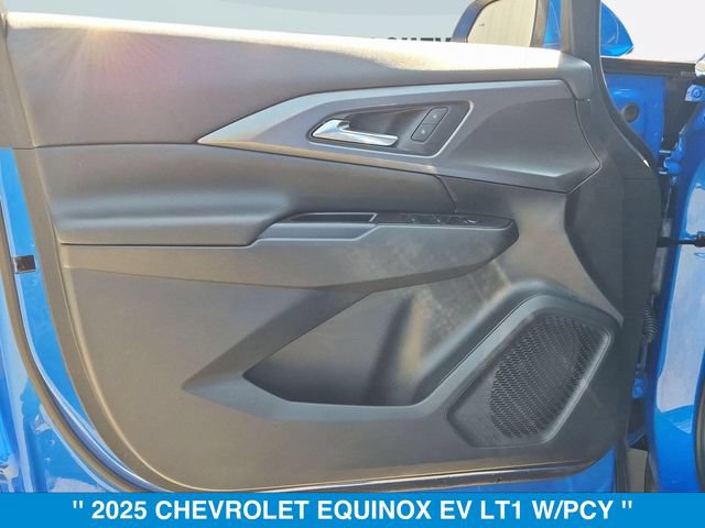 Used 2025 Chevrolet Equinox EV LT FWD image 10
