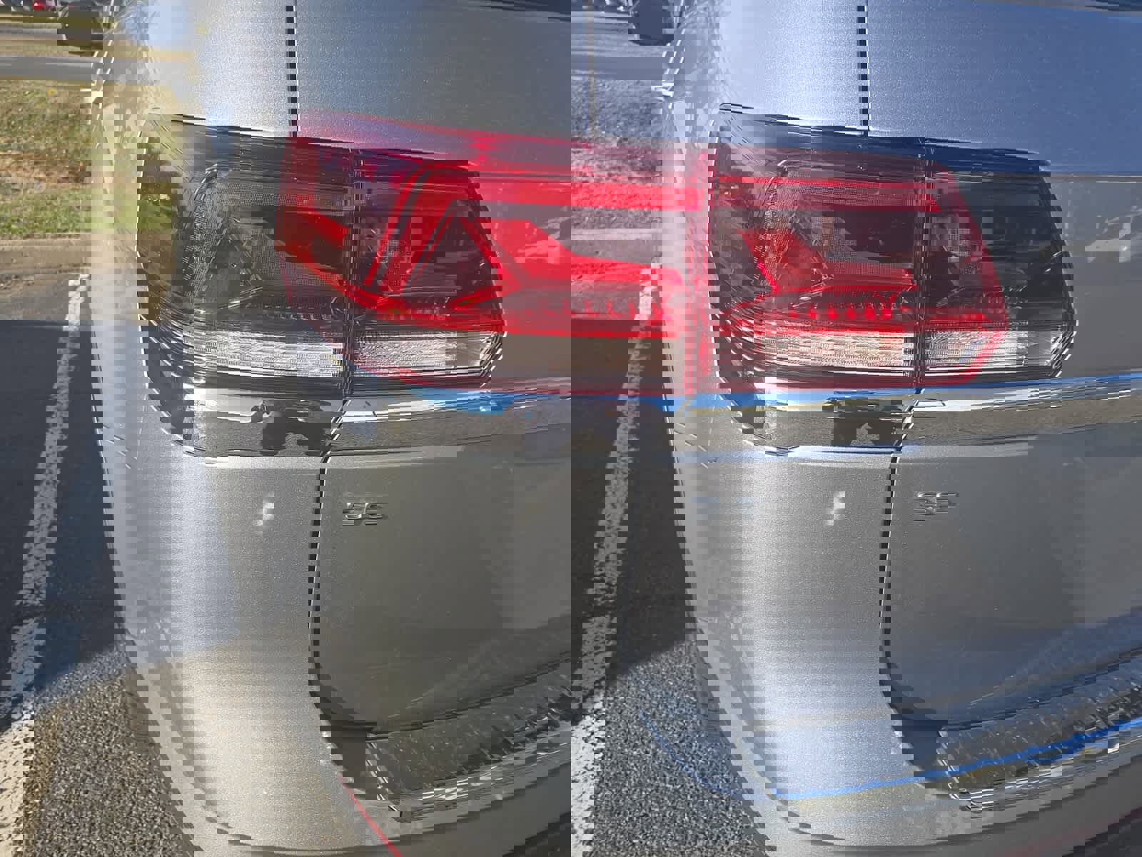 Used 2022 Volkswagen Atlas SE image 7