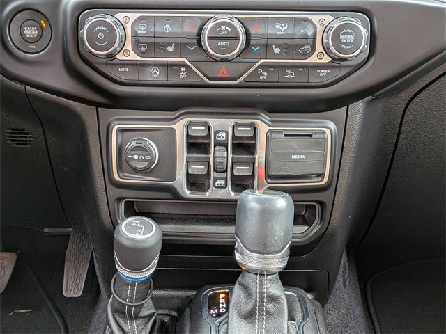 Used 2021 Jeep Wrangler Unlimited Sahara w/ LED Lighting Group image 19