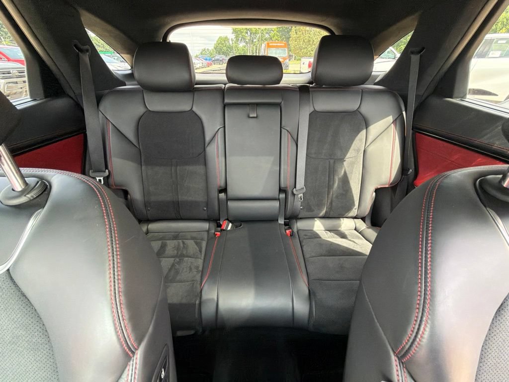 Used 2022 Genesis GV70 3.5T Sport w/ Sport Prestige Package AWD/4WD image 27