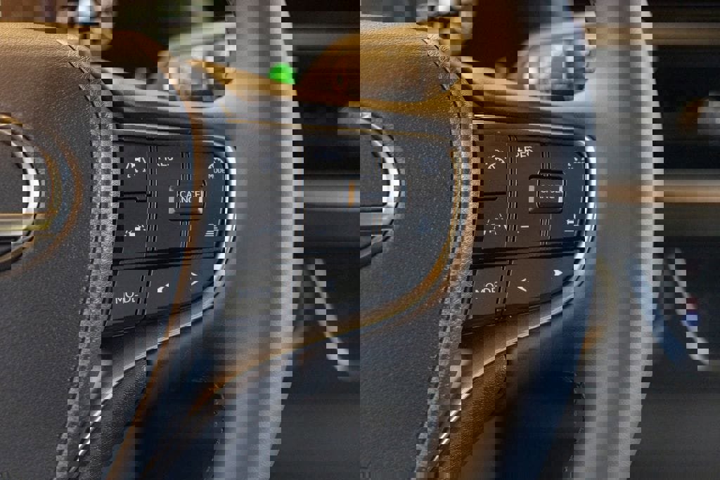 New 2026 Lexus UX 300h FWD image 27