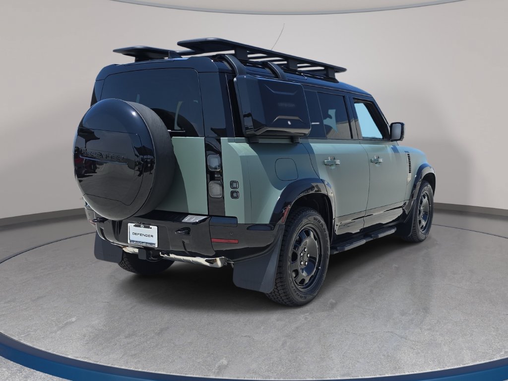New 2026 Land Rover Defender 110 Trophy Edition AWD/4WD image 5