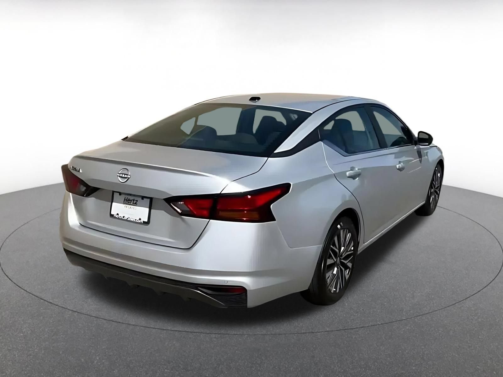 Used 2026 Nissan Altima 2.5 SV FWD image 11