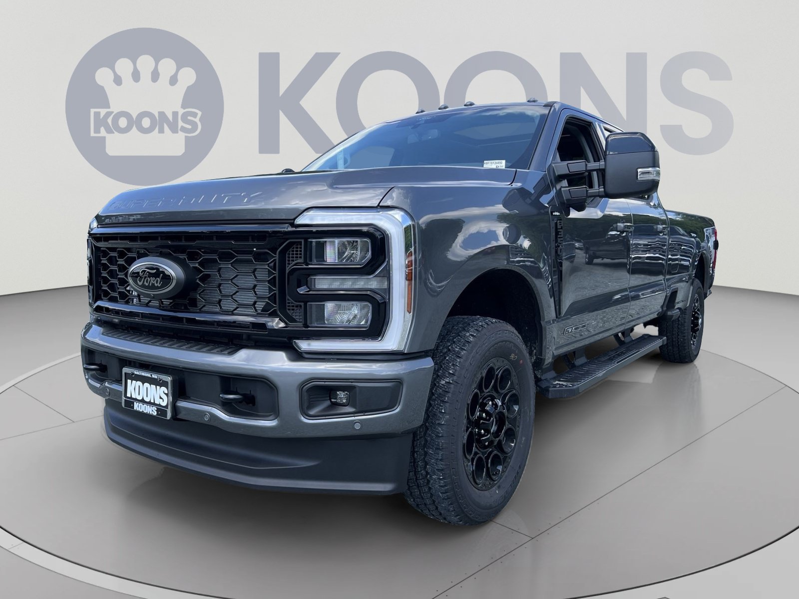New 2026 Ford F350 Lariat w/ Black Appearance Package