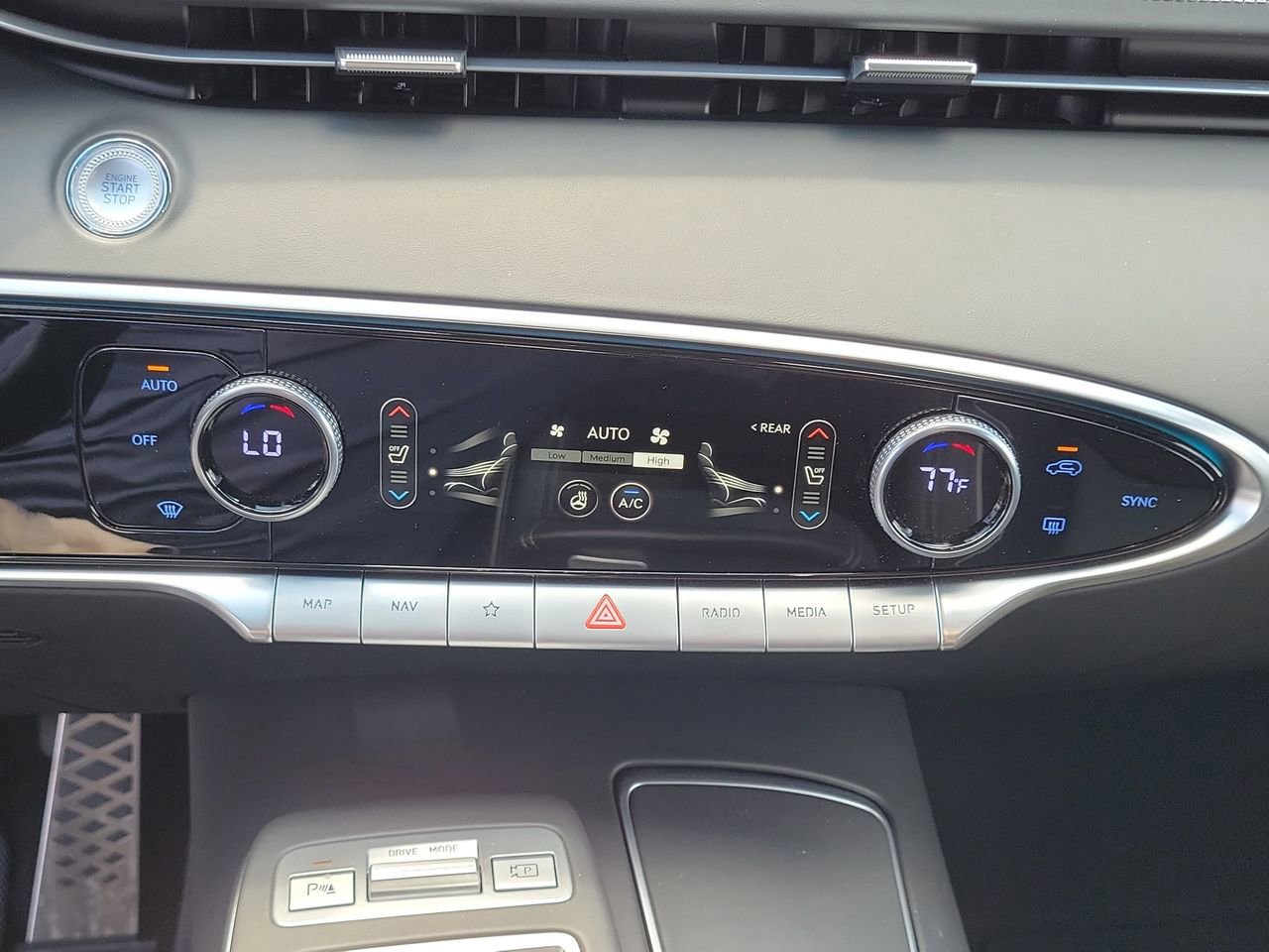 Used 2025 Genesis GV70 2.5T Sport Prestige w/ Sport Prestige Package image 22